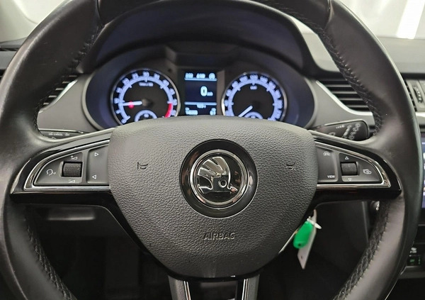 Skoda Octavia cena 68900 przebieg: 145355, rok produkcji 2020 z Skalbmierz małe 379